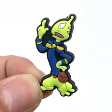 Cargar imagen en el visor de la galería, Pin Crocs Stitch - 117011