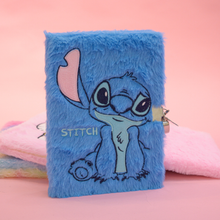 Cargar imagen en el visor de la galería, Diario Stitch peluche con candado - 117267
