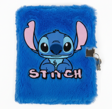 Cargar imagen en el visor de la galería, Diario Stitch peluche con candado - 117267
