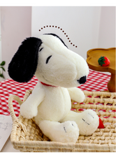 Cargar imagen en el visor de la galería, Peluche Snoopy Pequeño - 117620
