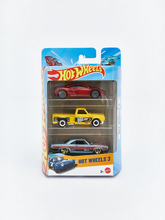Cargar imagen en el visor de la galería, Vehiculo Hot Wheels Set de 3 - 117473
