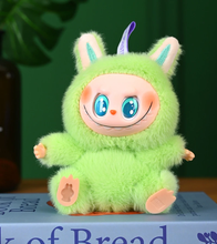 Cargar imagen en el visor de la galería, Peluche LaBubu - 116935
