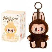 Cargar imagen en el visor de la galería, Peluche LaBubu Sorpresa Colección "Have a Seat"- 116936
