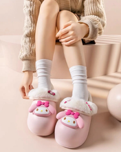 Cargar imagen en el visor de la galería, Crocs Pantuflas My Melody - 117008
