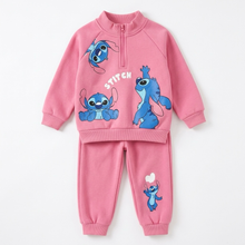 Cargar imagen en el visor de la galería, Conjunto Stitch Sueter y Jogger - 117498
