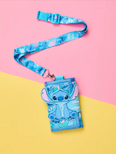 Cargar imagen en el visor de la galería, Billetera  Stitch Smiggle con correa - 77043
